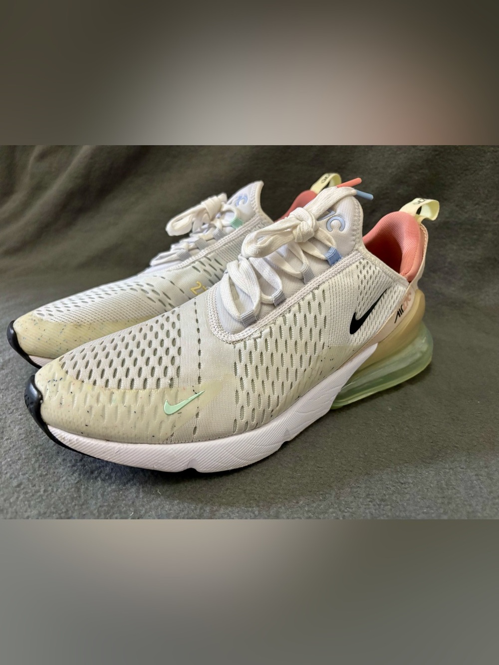Nike Air Max 270 Men’s White Sanddrift Running Shoes - Size 12 - DQ7642-100